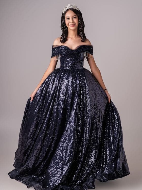 Vestido negro con lentejuelas